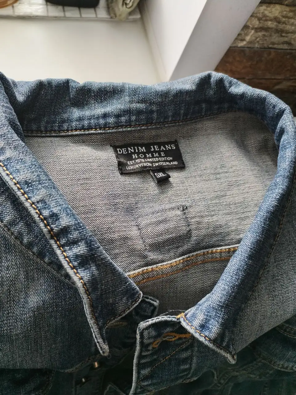 Продажа мужской джинсовой курточки на 54-56 размер - Мужская одежда (Одежда) в Ярославль