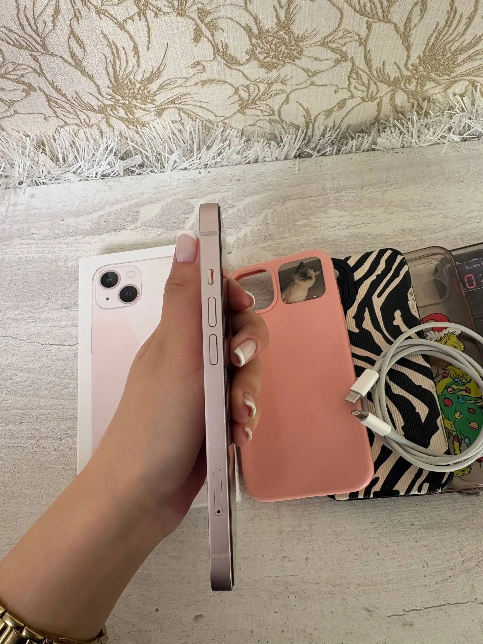 Продам iPhone 13 128 ГБ - Смартфоны (Электроника) в Ярославль