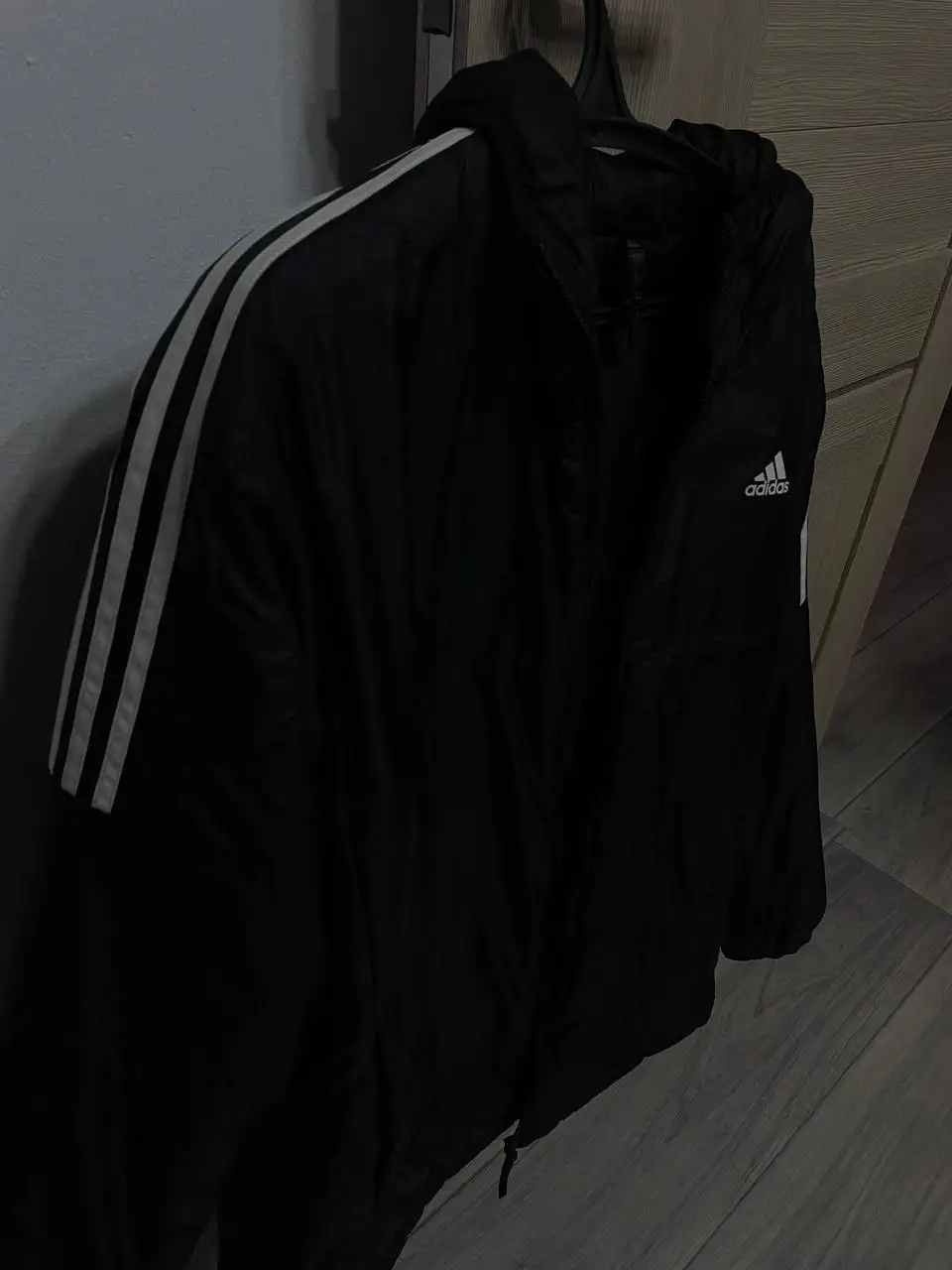 Куртка adidas Sportwear ESS INS HO JKT мужская демисезонная размер XL - Мужская одежда (Одежда) в Ярославль