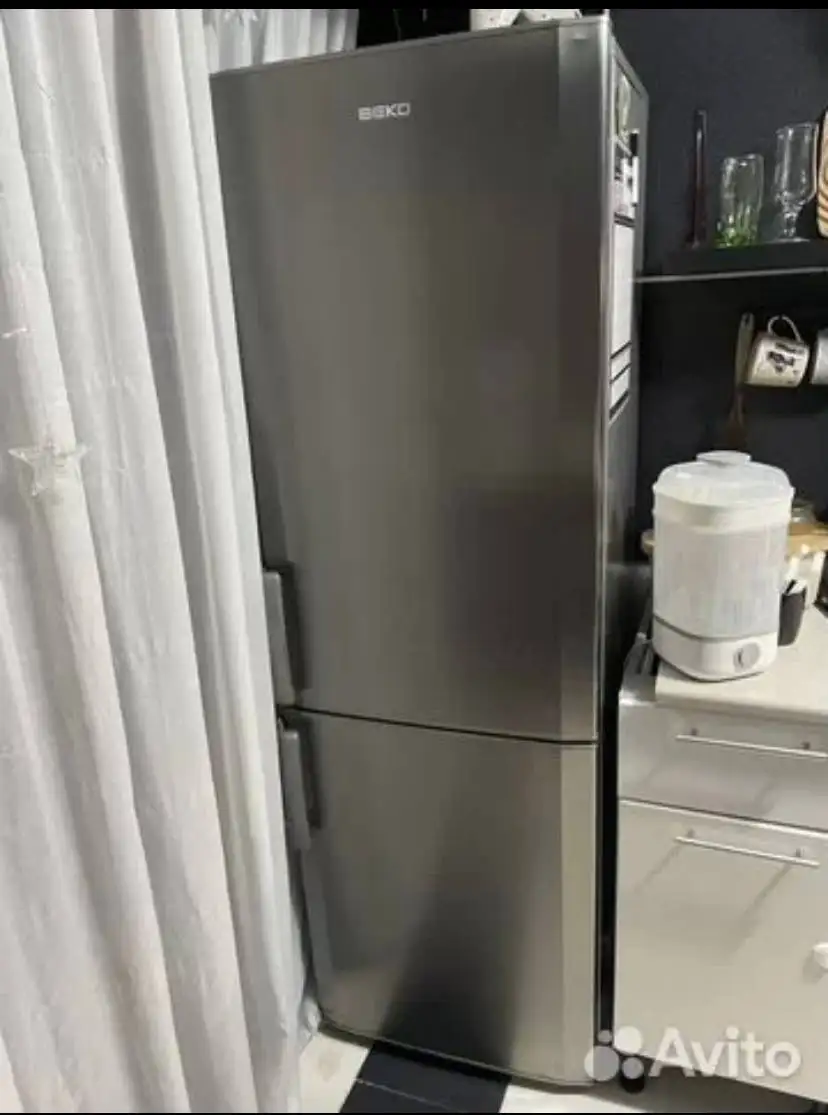 Холодильник Beko с неисправной морозильной камерой - Бытовая техника (Для дома и дачи) в Ярославль