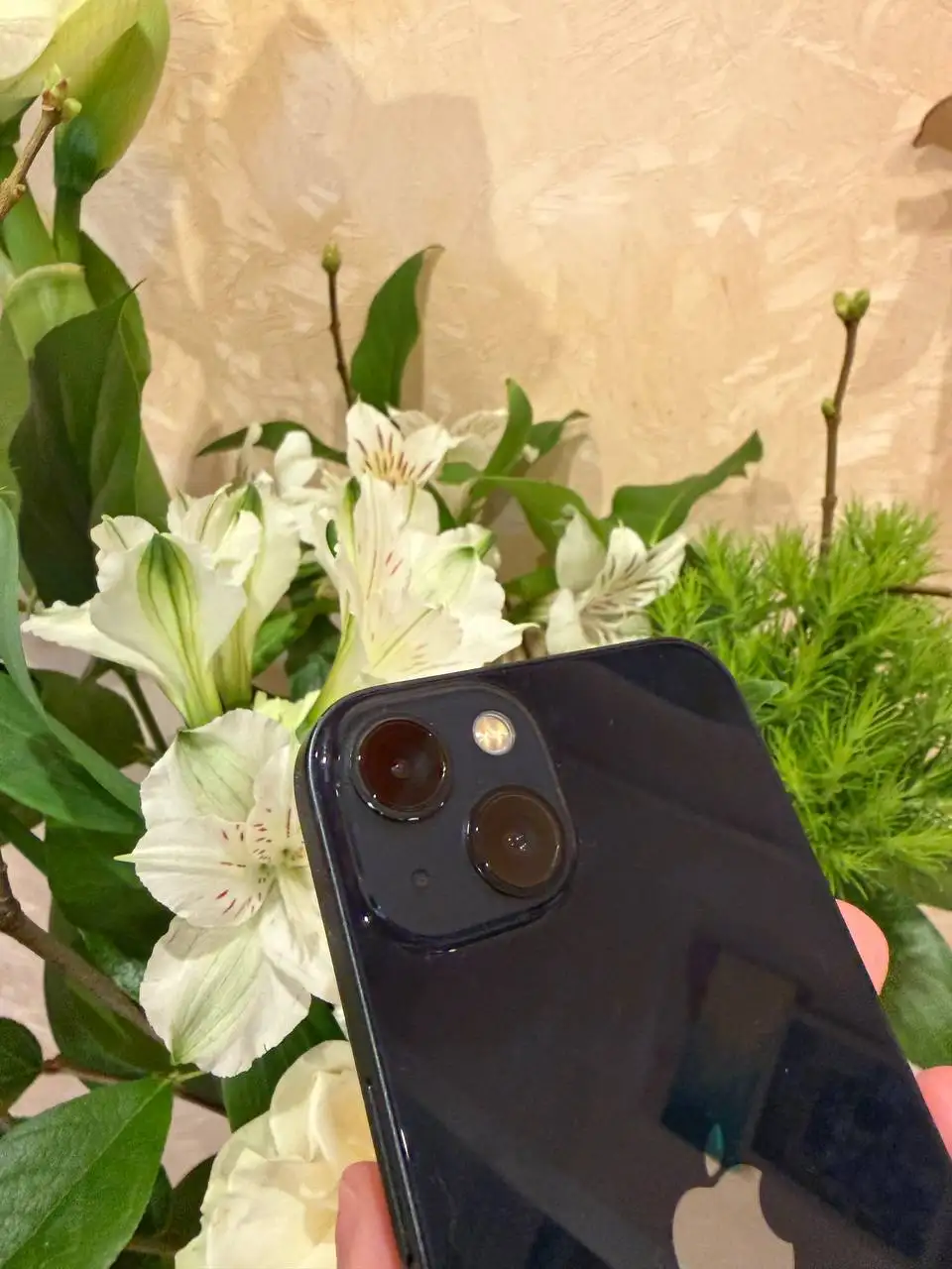 Продам iPhone 13 в хорошем состоянии - Смартфоны (Электроника) в Ярославль