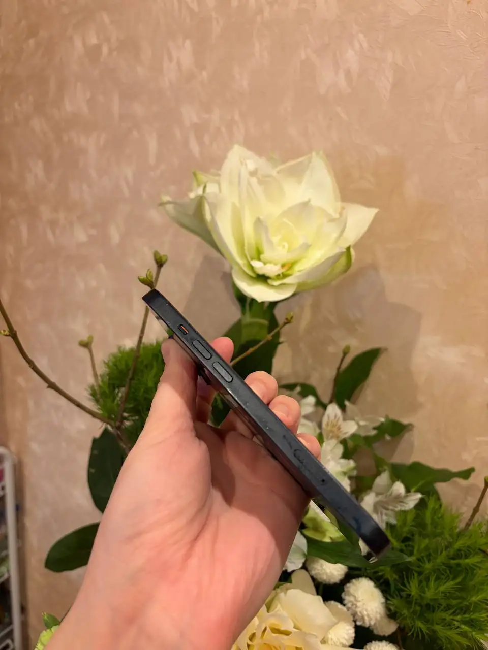 Продам iPhone 13 в хорошем состоянии - Смартфоны (Электроника) в Ярославль