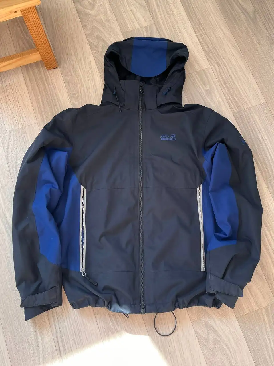 Ветровки Jack Wolfskin и The North Face - Верхняя одежда (Одежда) в Ярославль