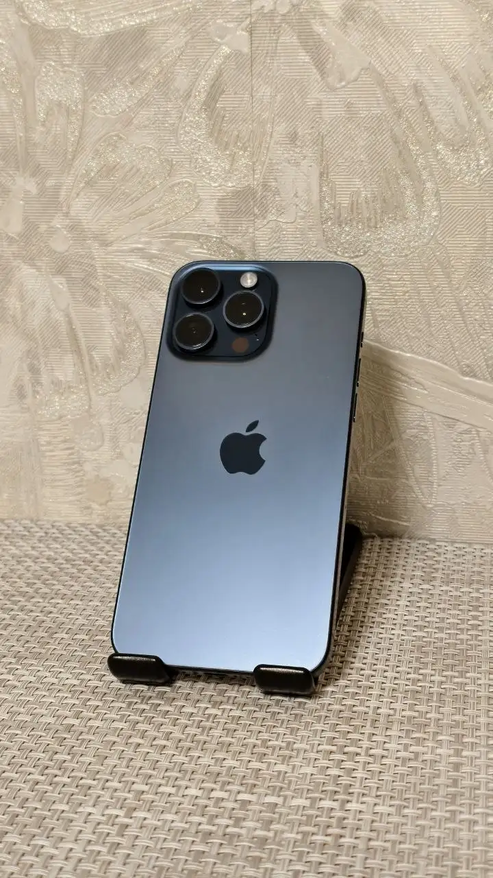 iPhone 15 Pro Max 256GB Blue Titanium с чехлом в подарок - Смартфоны (Электроника) в Ярославль