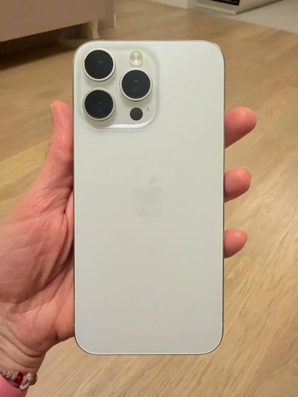 Продажа iPhone 15 Pro Max 512GB - Смартфоны (Электроника) в Ярославль