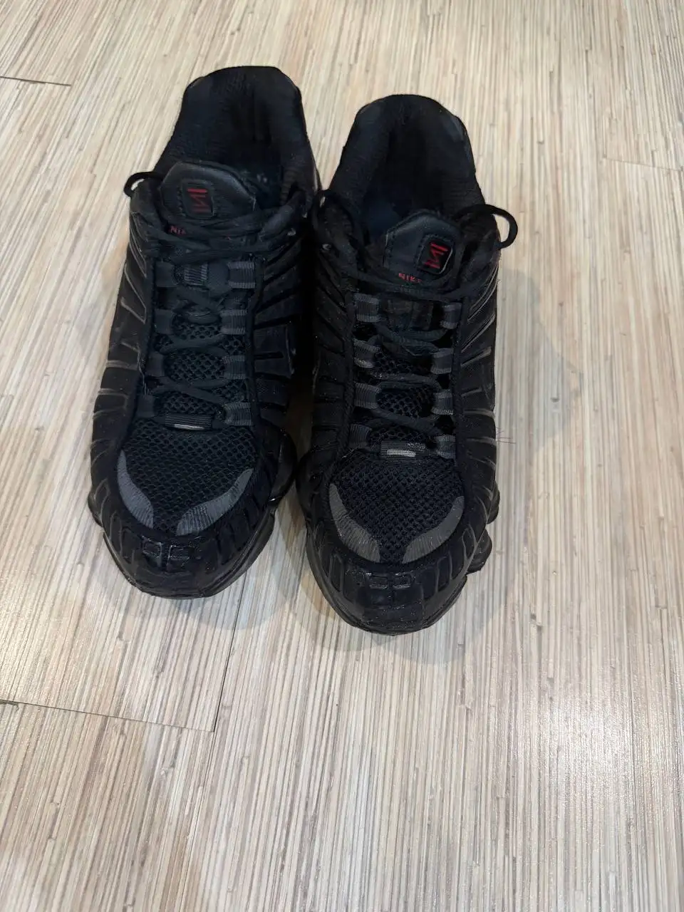 Продам кроссовки две пары - Обувь (Одежда) в Ярославль