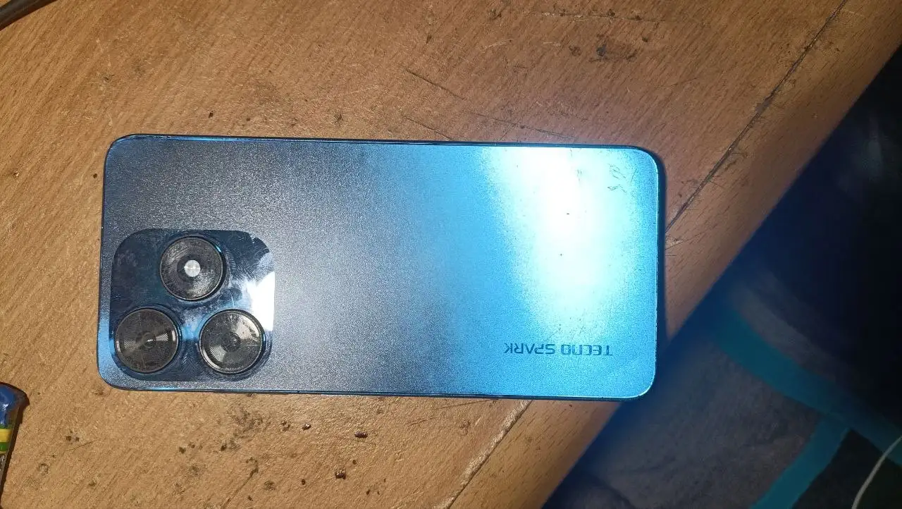 Продажа телефонов на запчасти и рабочие смартфоны - Телефоны (Электроника) в Ярославль