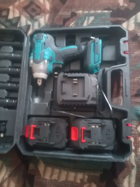 Продам аккумуляторный гайковерт - частное объявление в Ярославль