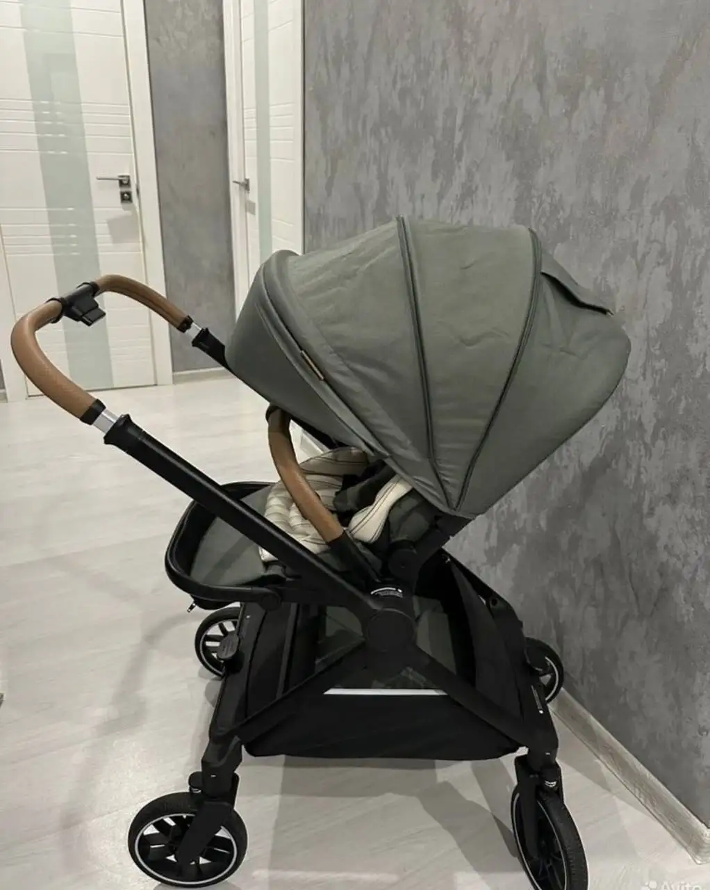 Прогулочная коляска Happy Baby CELINE с перекидной ручкой - Детские коляски (Товары для детей) в Ярославль