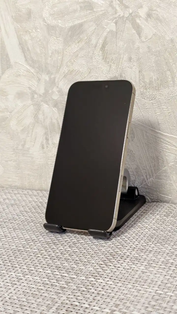iPhone 16 Pro Max 256GB Natural Titanium в идеальном состоянии - Смартфоны (Электроника) в Ярославль