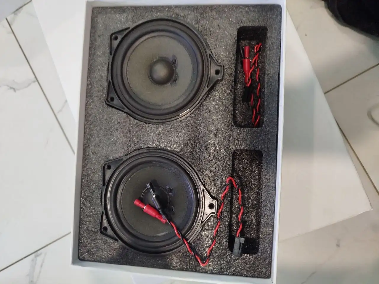 Продажа сабвуфера и колонок - Акустика (Электроника) в Ярославль