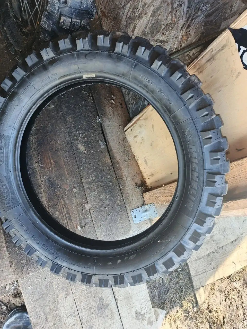 Продажа шин Michelin 300-500 км пробега - Шины и диски (Авто) в Ярославль