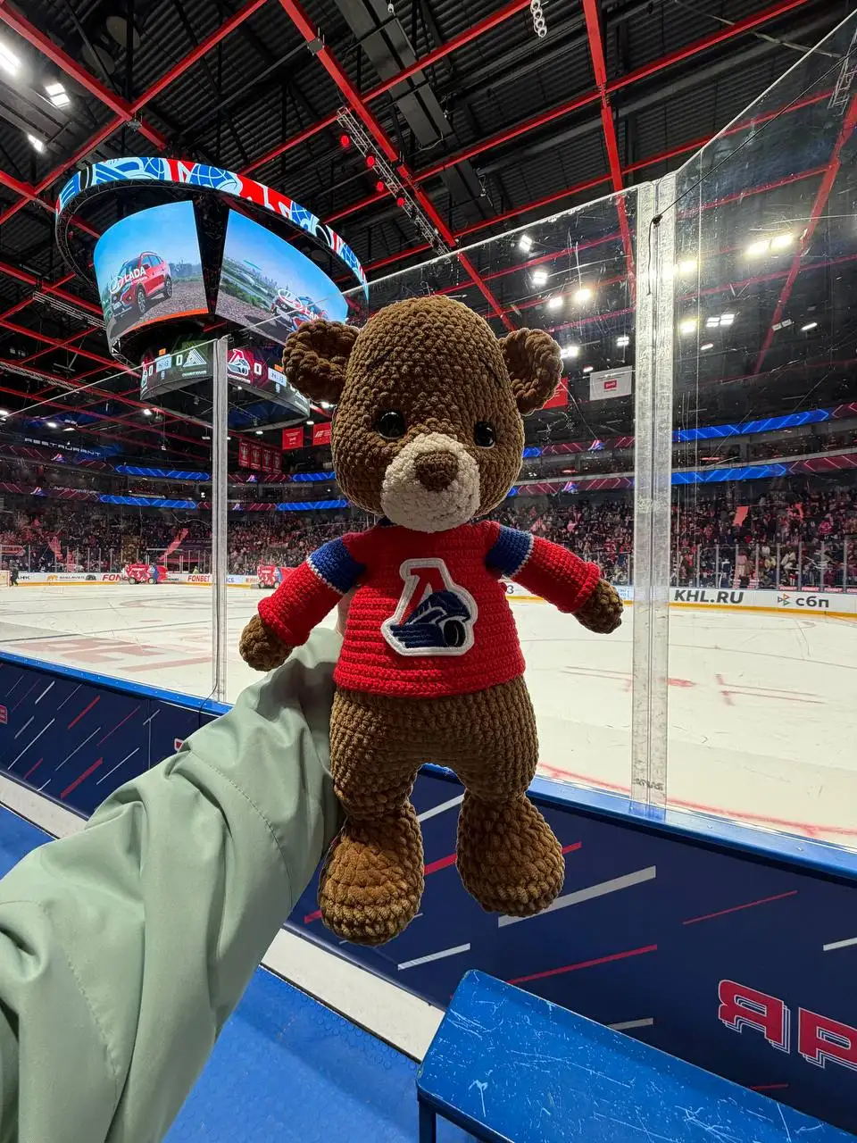 Продам мишку - талисман Локомотива ручной работы - Коллекционные предметы (Хобби и отдых) в Ярославль