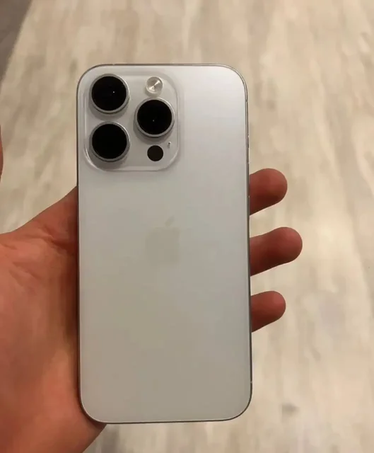 iPhone 15 Pro 128 ГБ белый - частное объявление в Ярославль