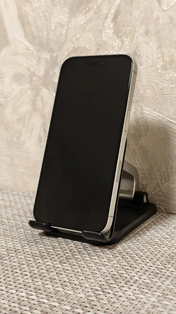 iPhone 16 128GB Белый оригинал с гарантией - Смартфоны (Электроника) в Ярославль