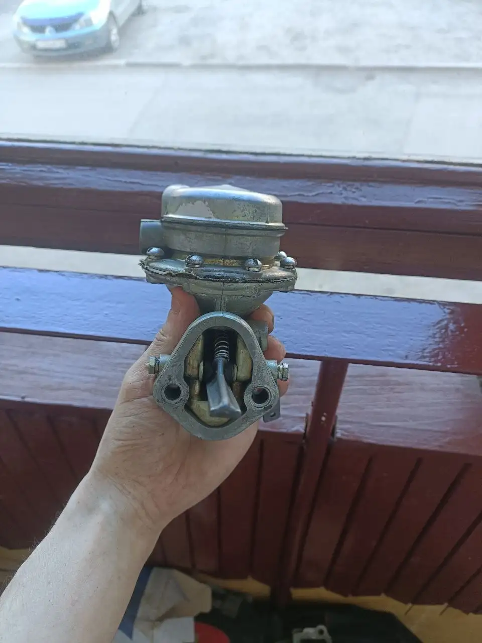 Продам блютуз адаптер и бензиновый насос - Запчасти в Ярославль