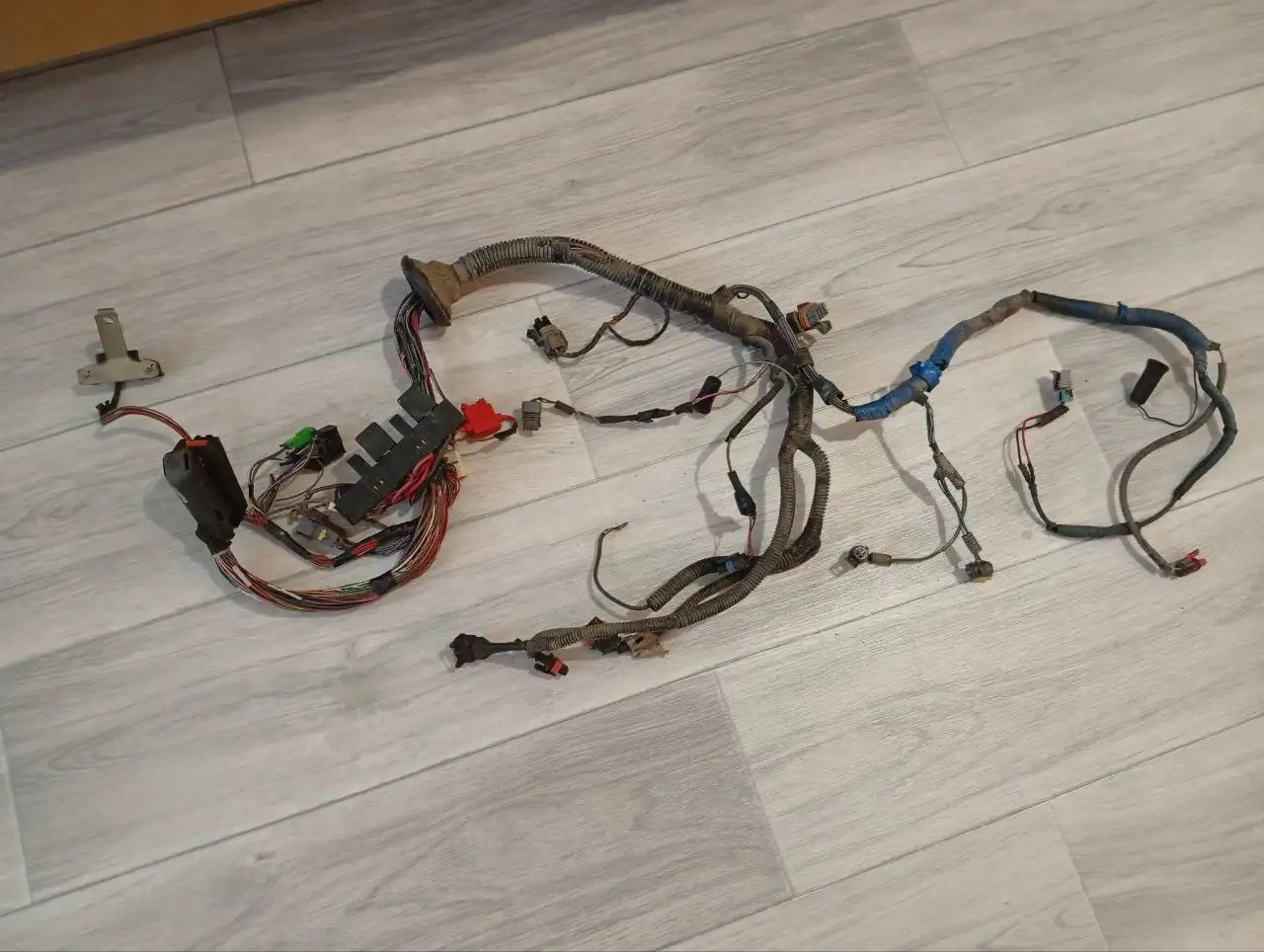 Запчасти ВАЗ 2110, 2113-2115 - Автозапчасти ВАЗ (Запчасти) в Ярославль