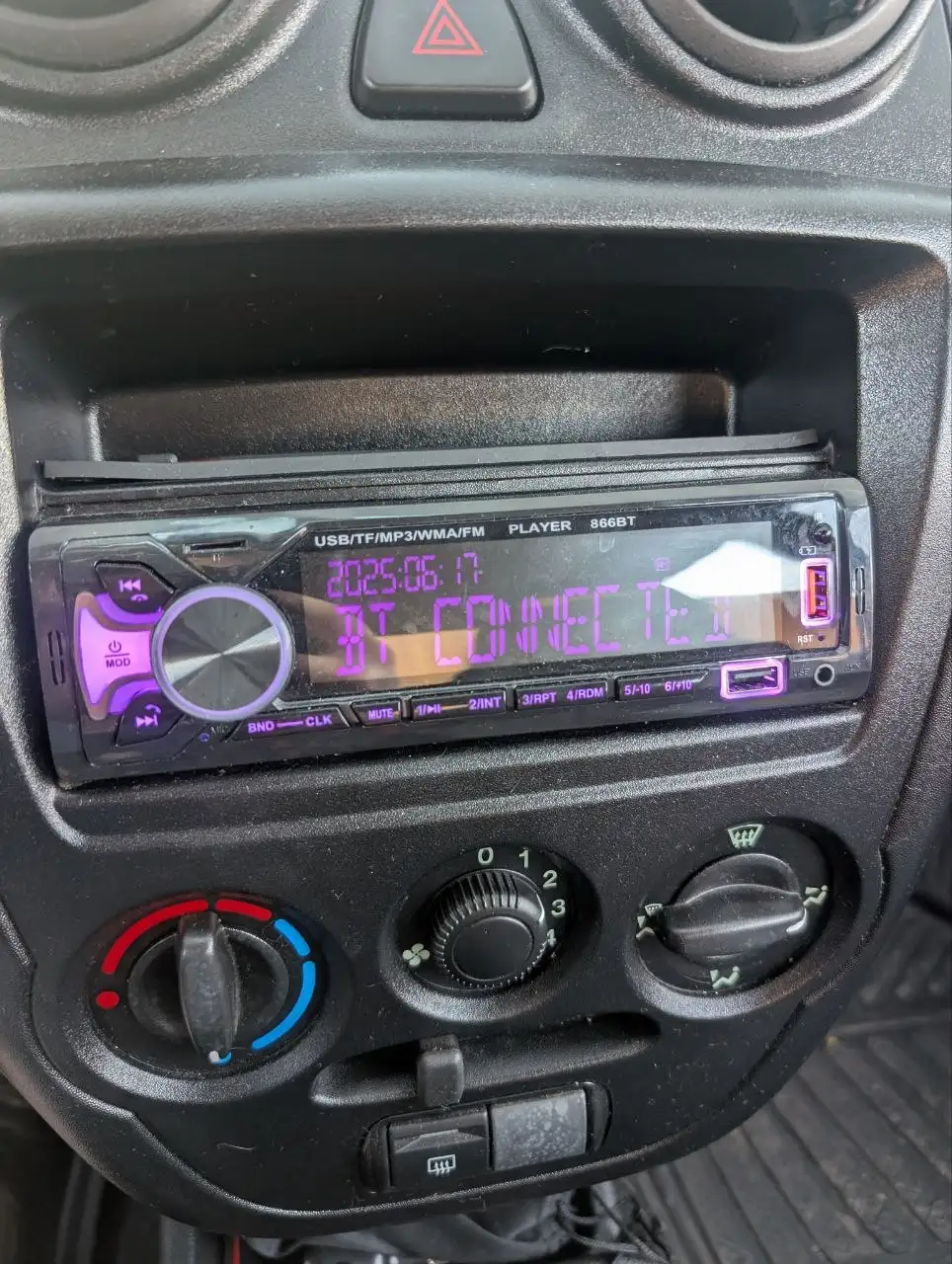 Продам магнитолы Pioneer и динамики - Автозвук (Авто) в Ярославль