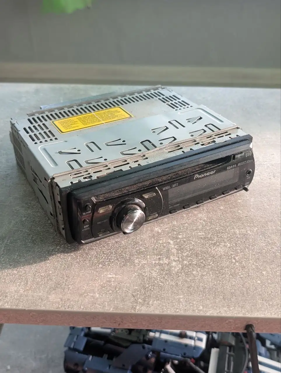 Продам магнитолы Pioneer и динамики - Автозвук (Авто) в Ярославль