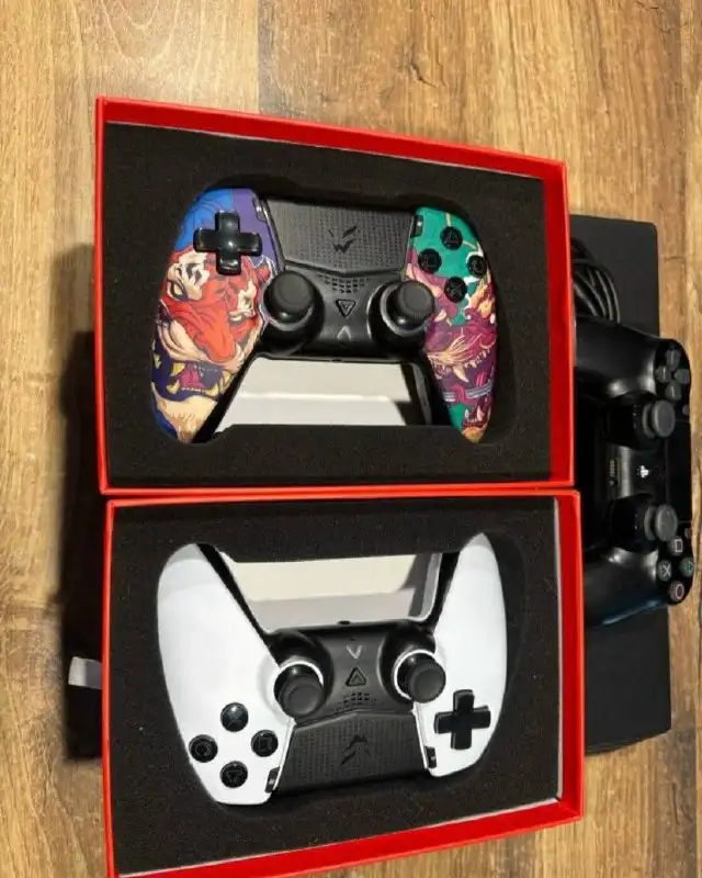 Игровая приставка PS4 Pro 1TB в комплекте - Игры и приставки (Электроника) в Ярославль