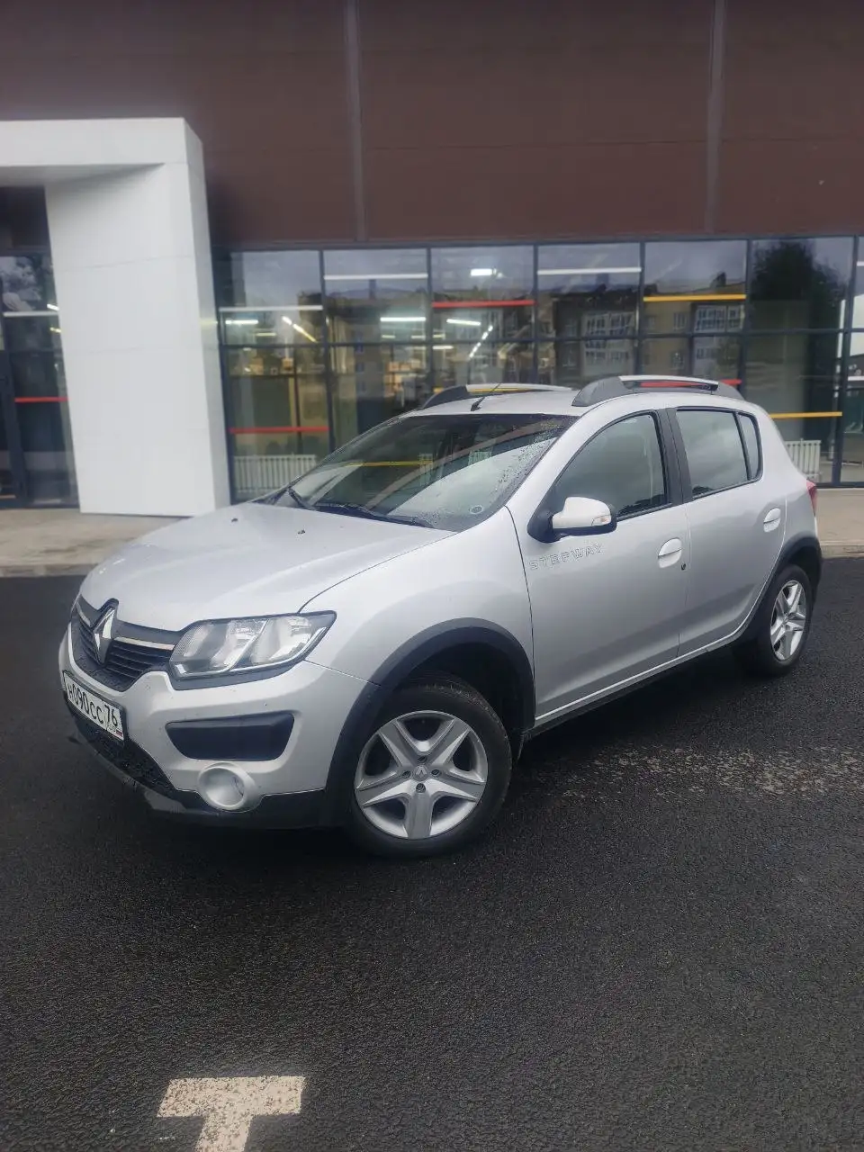 Renault Sandero Stepway 2015 - Легковые автомобили (Авто) в Ярославль