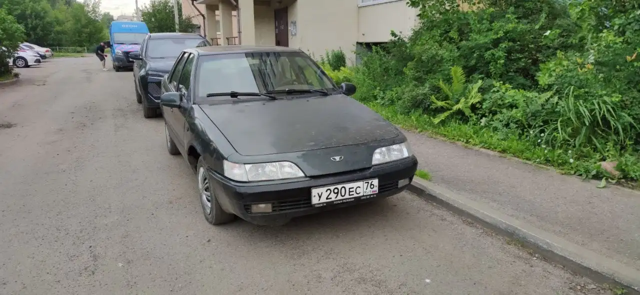 2000 Mazda Demio 1.5L - Авто в Неизвестно