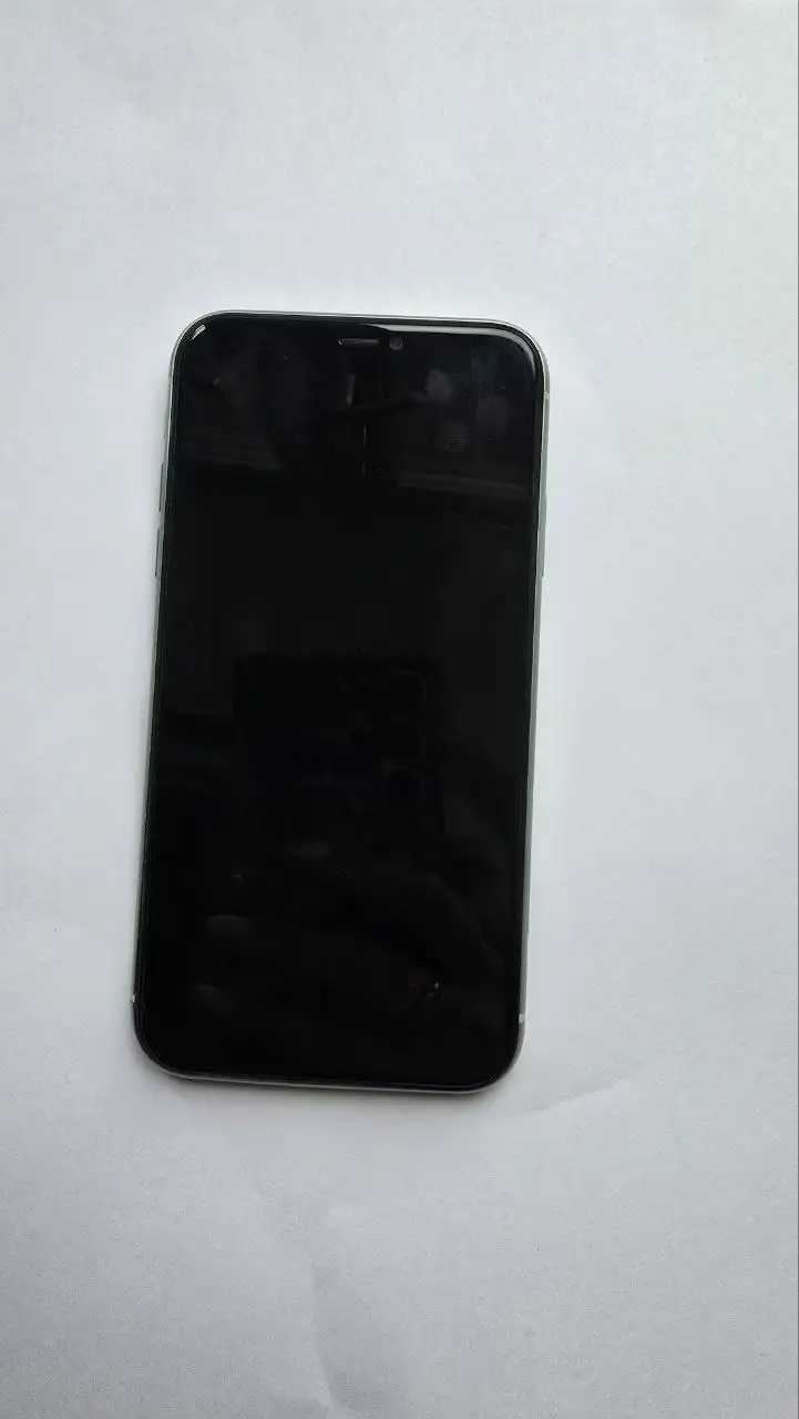 iPhone 11 128GB зеленый с дефектами - Смартфоны и аксессуары (Электроника) в Ярославль
