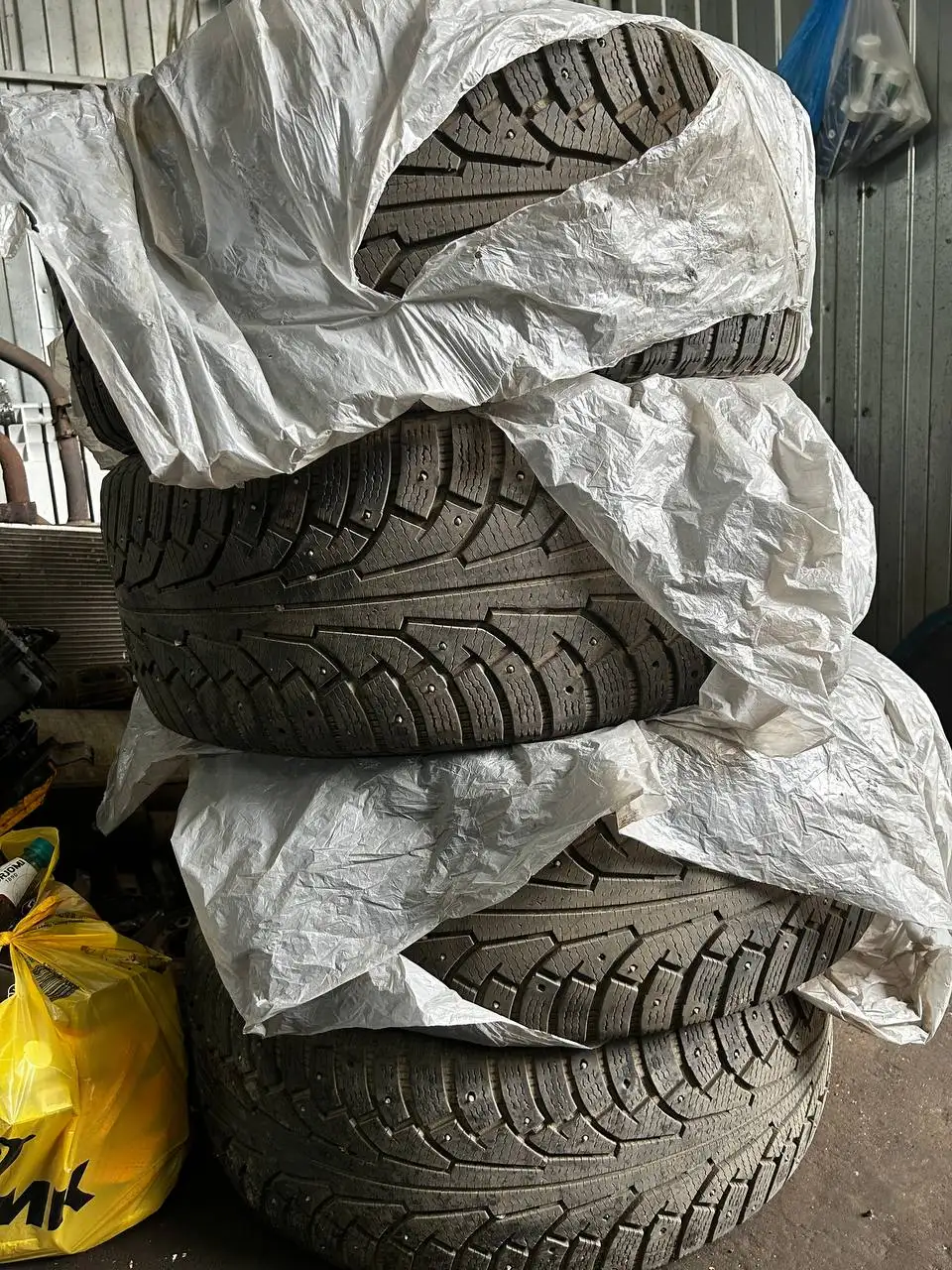 Шина 265/50 R20 с грыжей - Шины и диски (Авто) в Ярославль