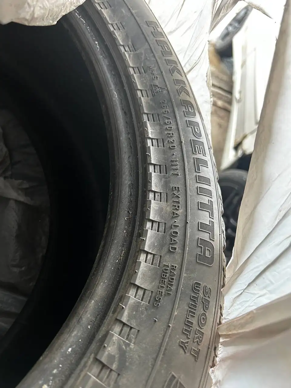 Шина 265/50 R20 с грыжей - Шины и диски (Авто) в Ярославль