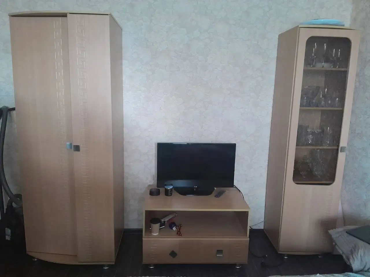Продам стенку - Стенки (Мебель) в Ярославль