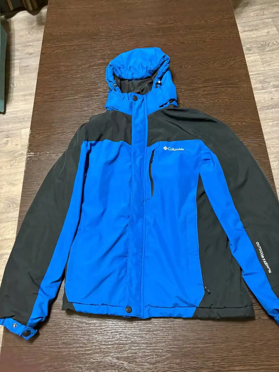 Продам куртки в идеальном состоянии