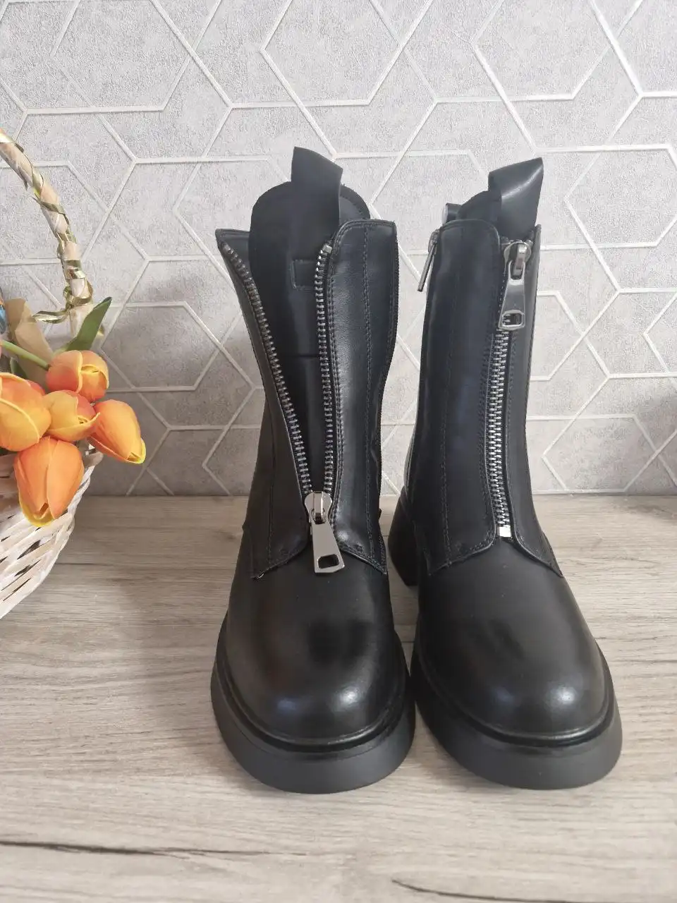 Зимние женские ботинки 37 размера