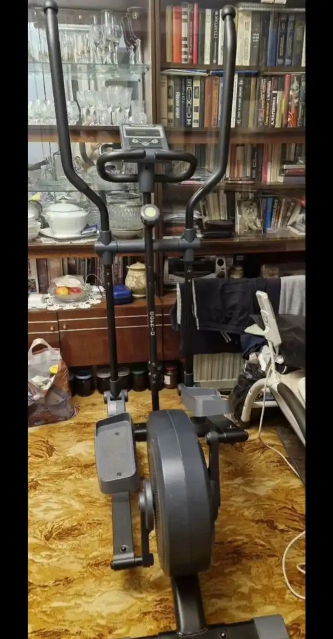 Эллиптический тренажёр Torneo C310G