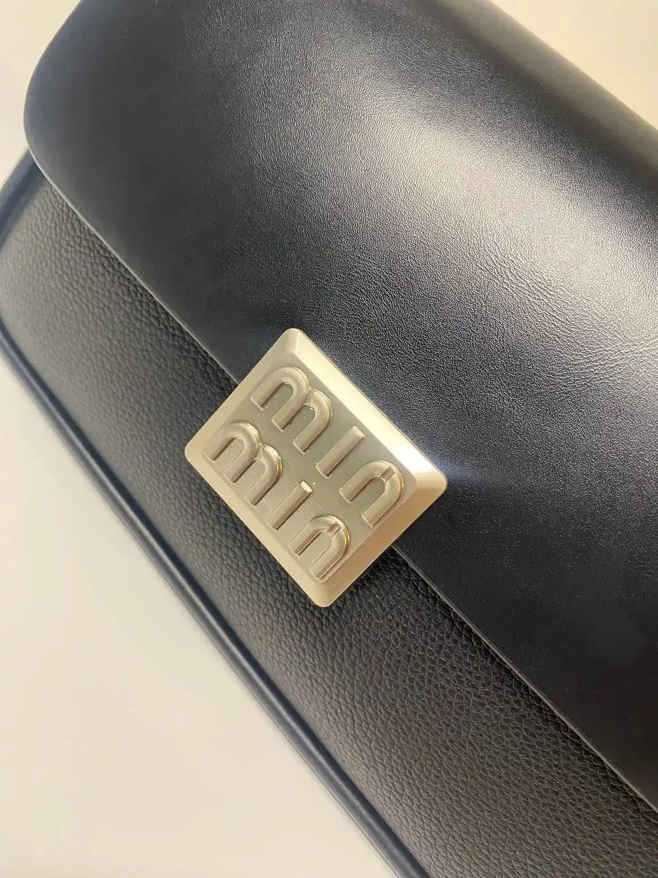 Продам новую сумку из эко кожи