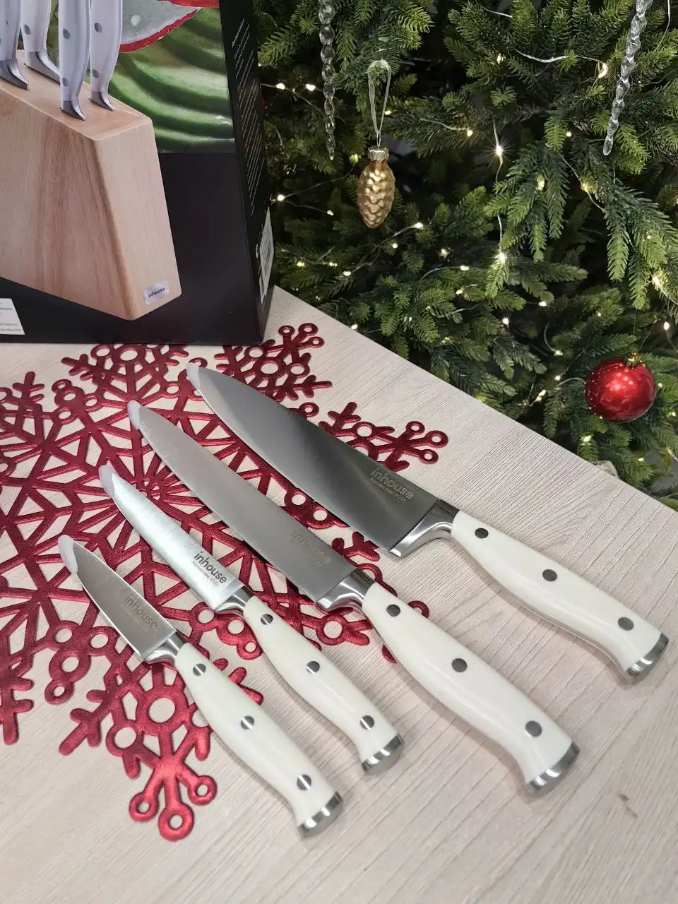 Набор ножей с подставкой