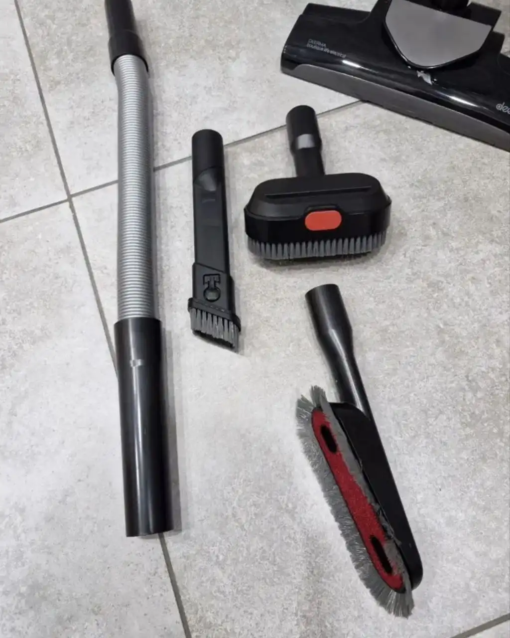 Вертикальный пылесос Deerma DX700S Combo