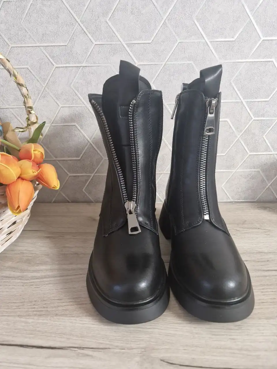 Зимние женские ботинки 37 размера