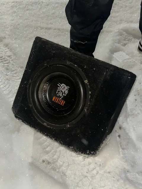 Продажа сабвуфера активного - частное объявление в Ярославль