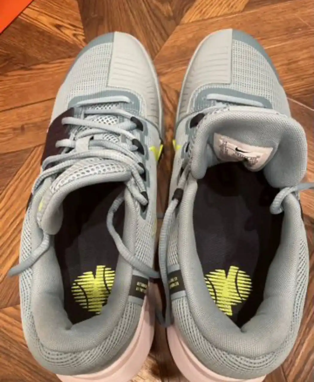 Кроссовки теннисные Nike GP Challenge One 42 размер