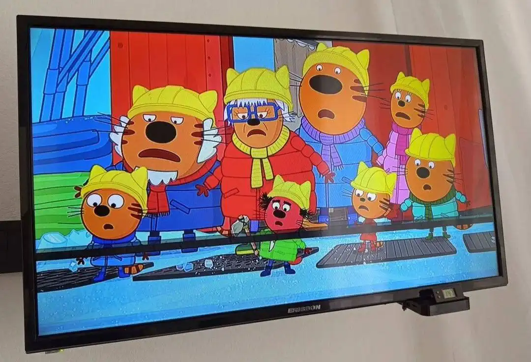 Продажа телевизоров Xiaomi и ультрабука Acer после продажи коттеджа