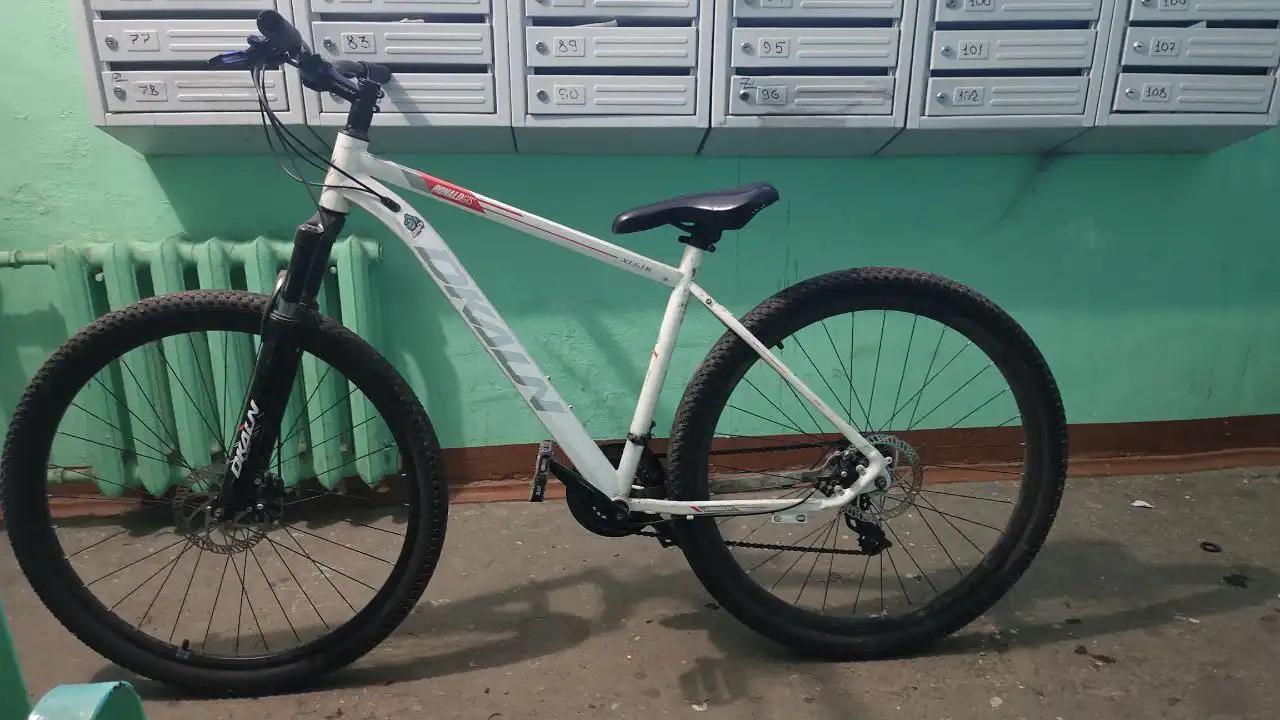 Продам велосипед Dkaln 29'' с проблемой переключателя