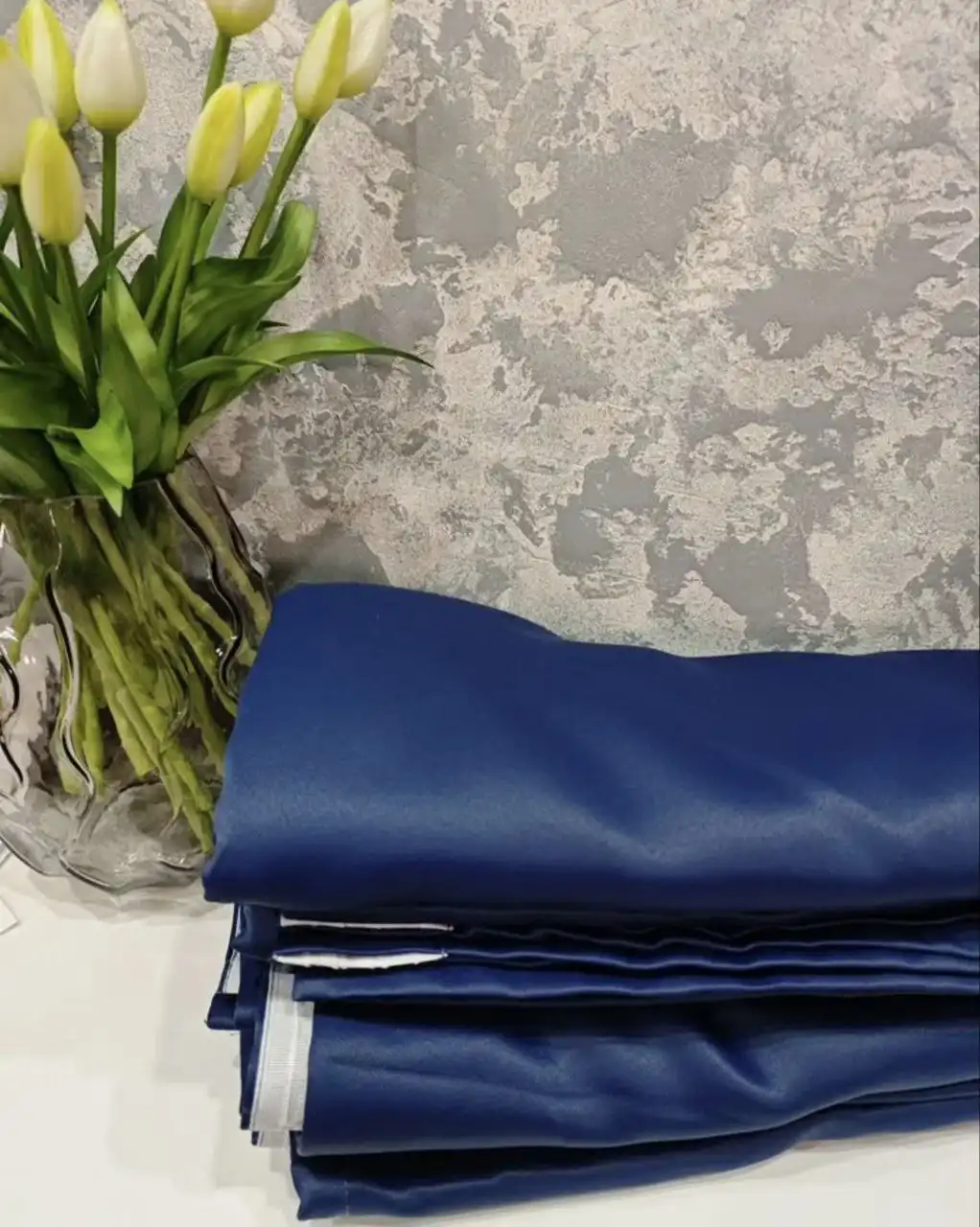 Продажа новых штор: синие атласные и зеленые/розовые канвасные - Шторы (Для дома и дачи) в Ярославль