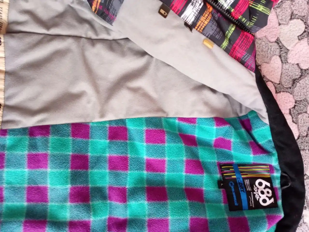 Продам лыжный костюм 44 размер - Спортивная одежда (Одежда) в Ярославль