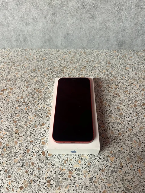 Айфон 12 в отличном состоянии - Электроника в Ярославль