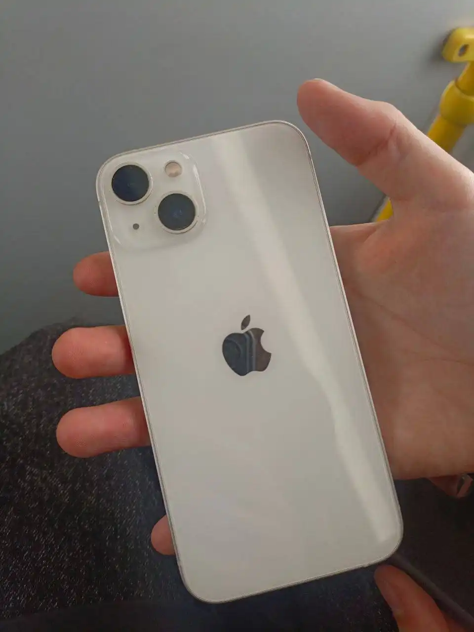 Обмен iPhone 13 в идеальном состоянии - Смартфоны (Электроника) в Ярославль