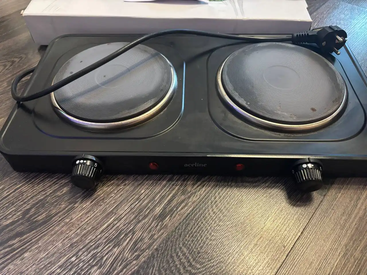 Электроплитка с чугунными поверхностями - Для дома и дачи в Ярославль