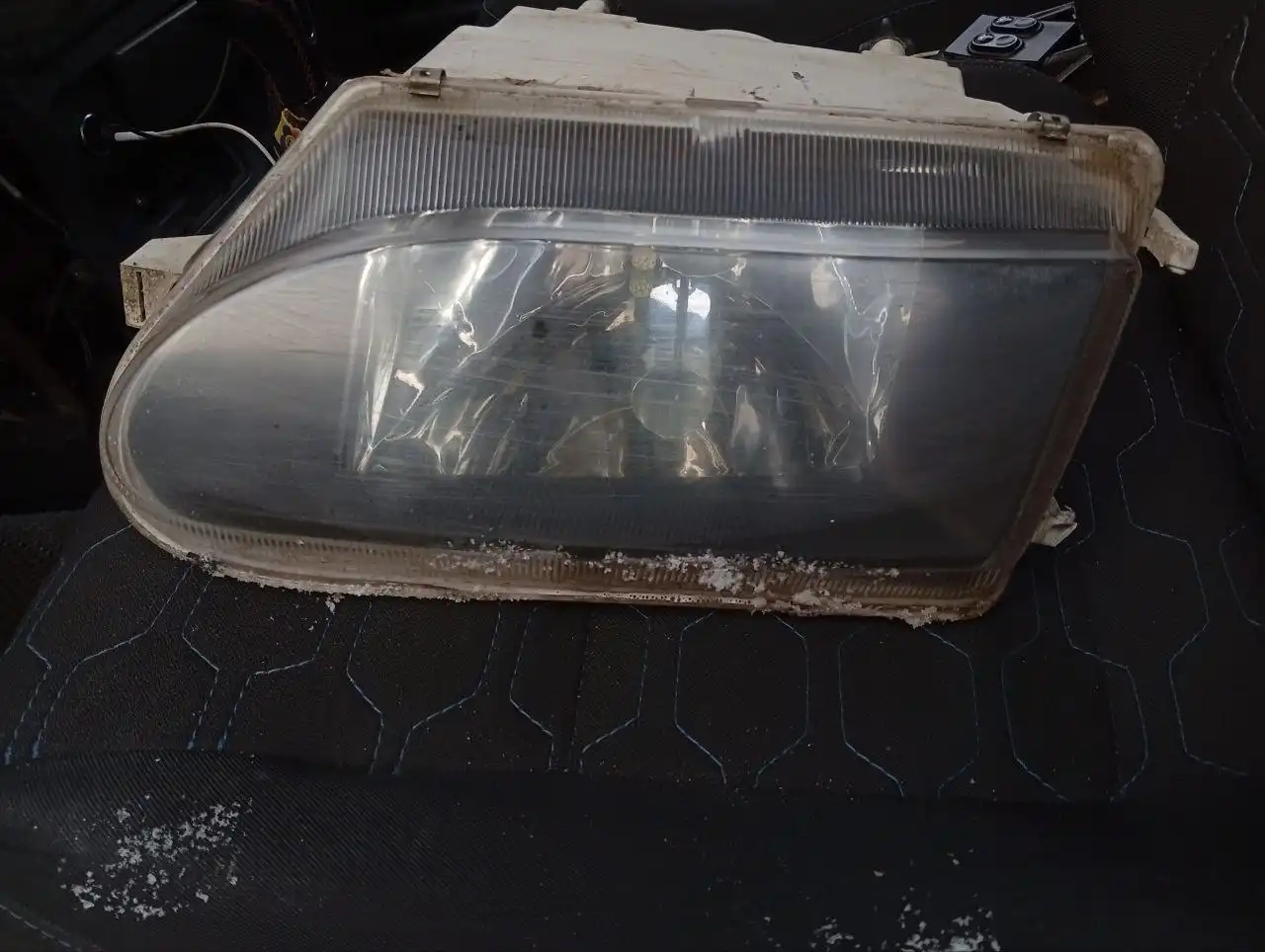 Фары и поворотники Bosch для ВАЗ 2113-2115 - Осветительные приборы и зеркала (Запчасти) в Ярославль