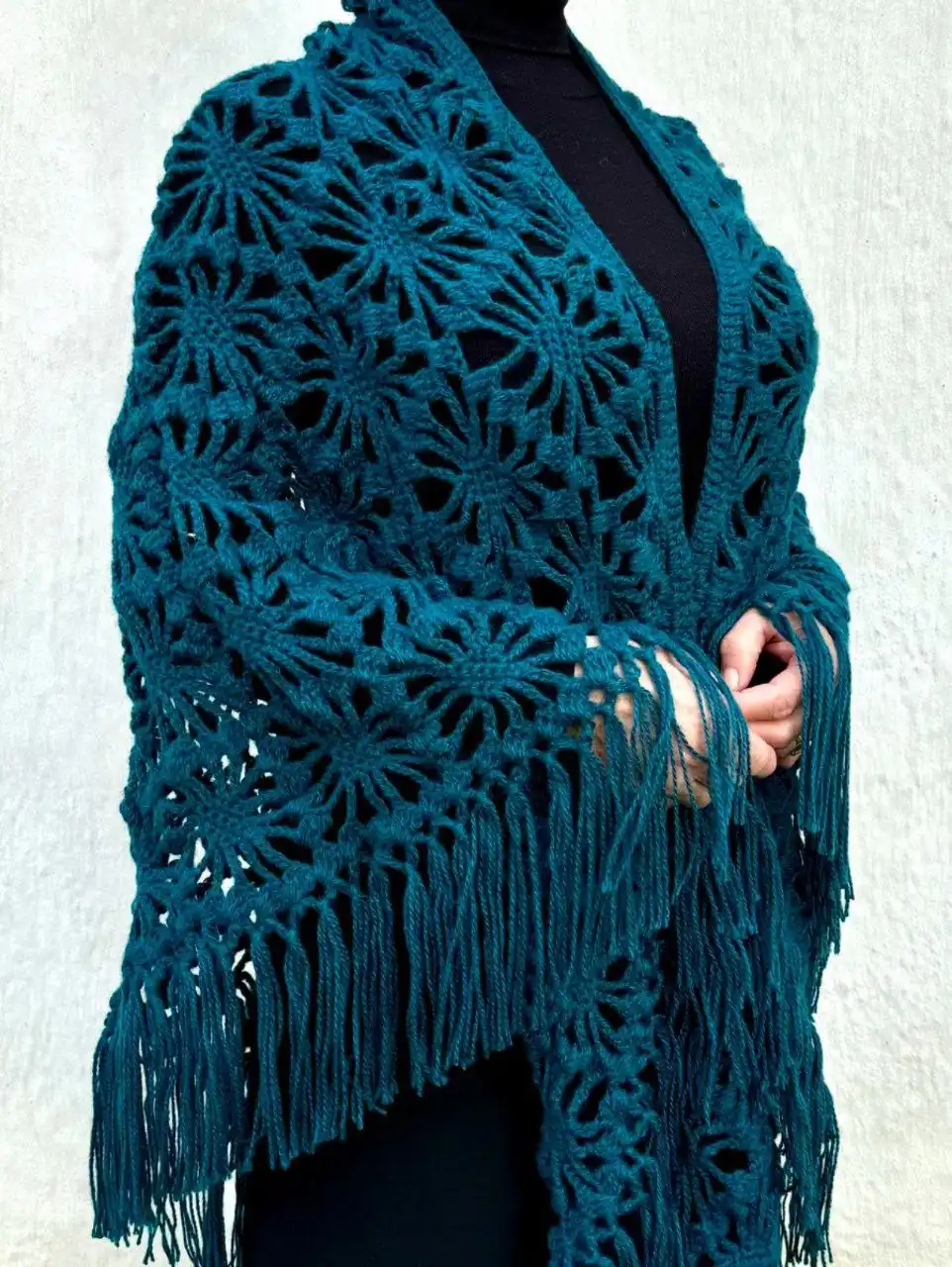 Новая шаль из акрила - Аксессуары (Одежда) в Ярославль