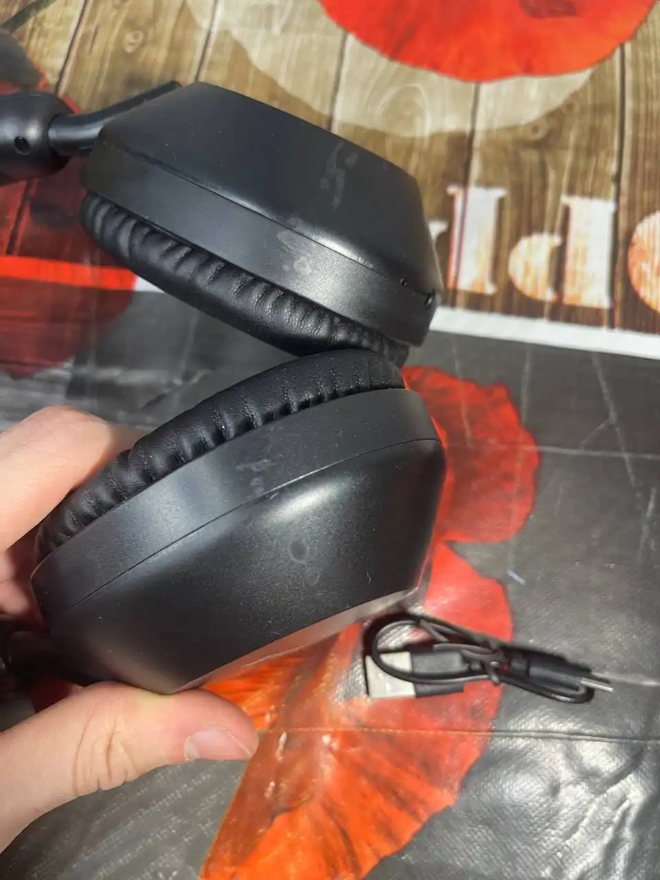 Продам наушники - Аудиотехника (Электроника) в Ярославль