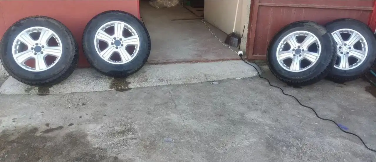 Комплекты колес 18 дюймов для Mercedes - Диски и колеса (Запчасти) в Пермь